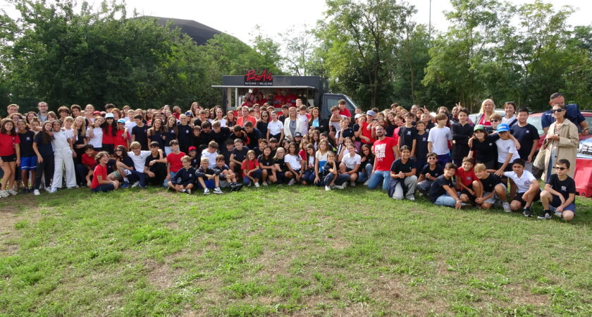 IL PIZZAUTOBUS APPRODA ALL’ACADEMY DI ACOF – INCLUSIONE “SERVITA” PER CENTINAIA DI STUDENTI